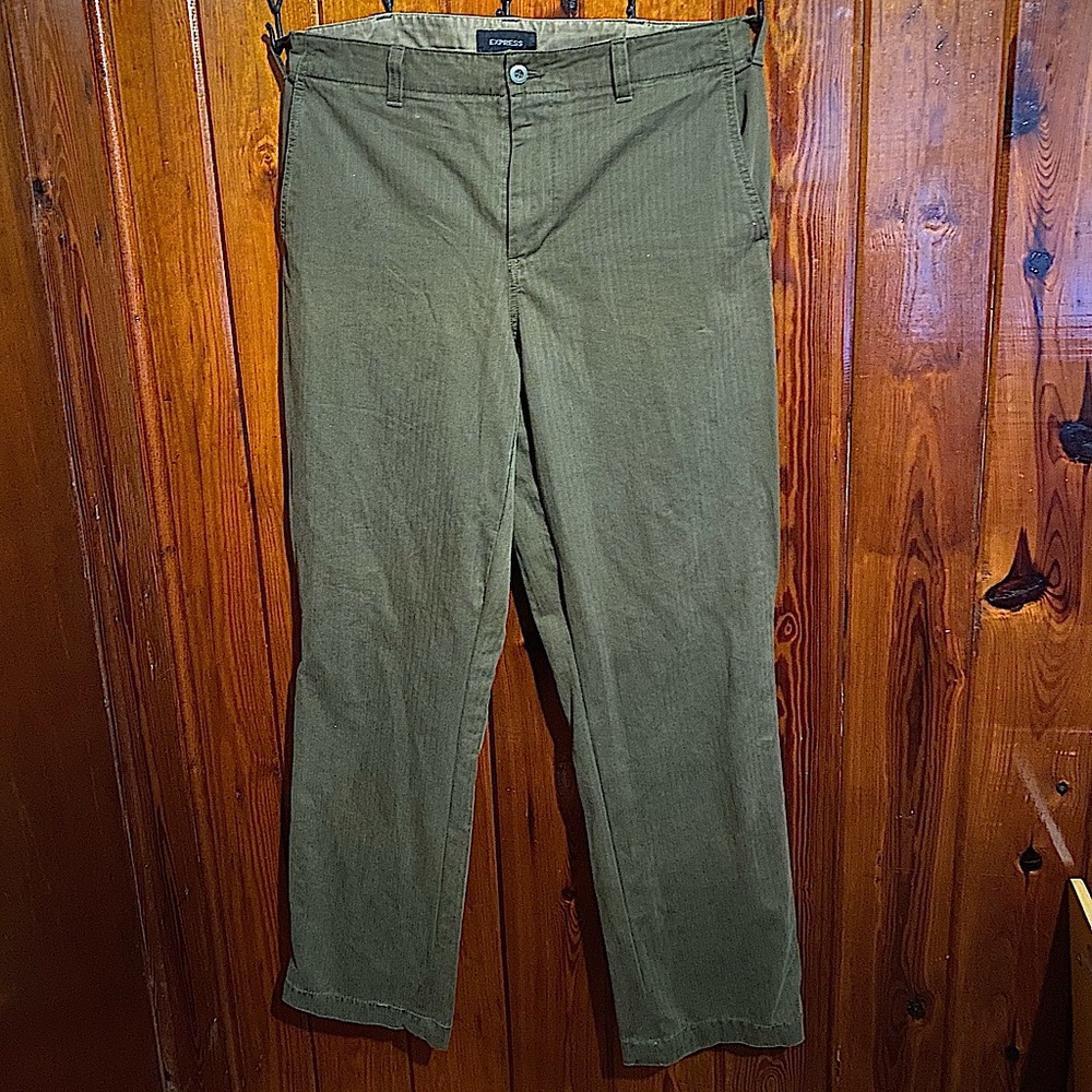 Men’s Express Bootcut Brown ~ Olive Shaded Chinos